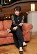 目前SHOWUFashionIntelligencecor团队曾经整合两岸人工